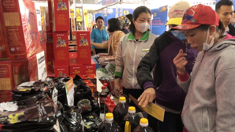 Lâh 6,5 ưc đoàn viên, ma nưih pa bhrợ bơơn Công đoàn zooi đoọng bêl Tết