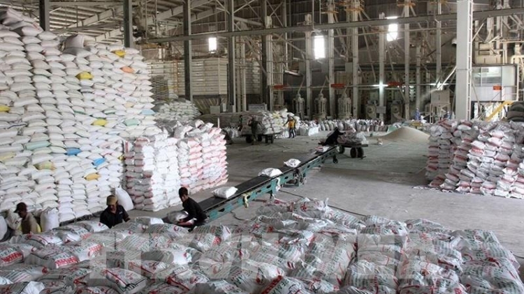 Cher đoọng cha neh ha 3 tỉnh zooi đhanuôr bêl Tết Nguyên đán