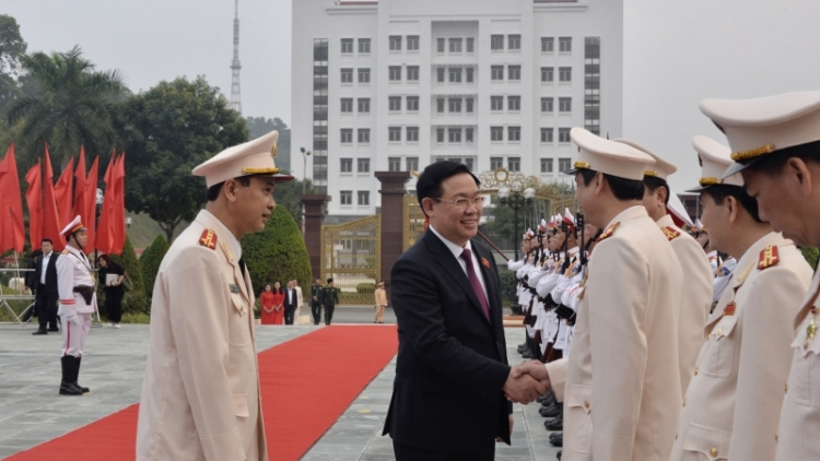 Pôa Vương Đình Huệ, Kăn xiâm hnê ngăn Kuô̆k hô̆i rơkâu Têt Kŏng an Lào Cai