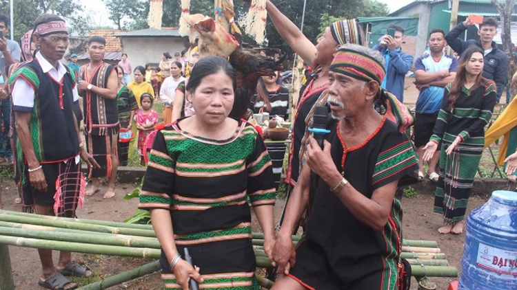 Pâl nđaih nsum mpôl ƀon lan Nâm Nung – ntŭk tât tâm ndru me yôk ŭnh lam ntŭr neh UNESCO Dak Nông