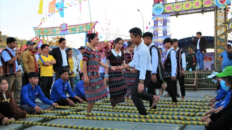 Quảng Nam: Liêm chr’năp bh’rợ xa nay “Ha pruôt K’noong k’tiêc - ngăn loom đha nuôr vel”