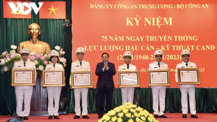 Thủ tướng: C’bhúh Hậu cần-Kỹ thuật CAND vêy bấc râu chrooi đoọng chr’nắp liêm