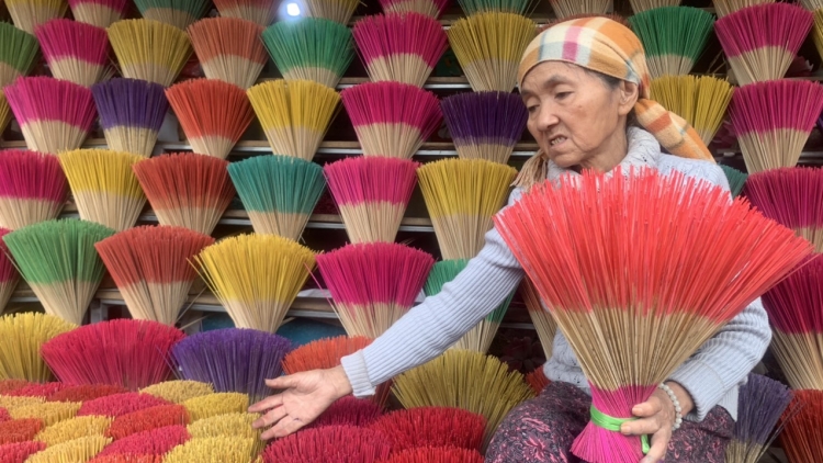 P’căn Tuyết xay pa căh loom đay tu p’niên crêê ung thư