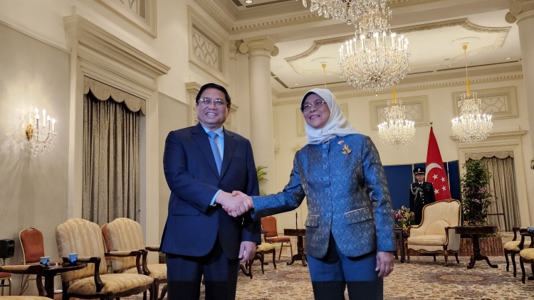 Khua knŭk kna Phạm Minh Chính bi tuôm hŏng khua mil čhil Singapore 