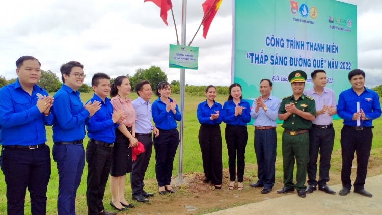 Ki rơdêi dêi mâu hơnăm ối nếo tung mơjiâng bro, xoăng cheăng ăm droh rơtăm