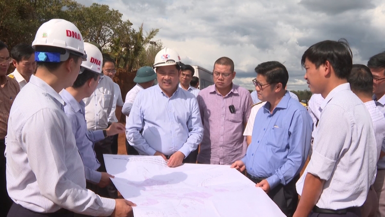 Dŏ tơnap amăng bruă čuk pơkra lŏn, Sang măi Alumin Dak Nông amra pơdơi pơkra gơnam