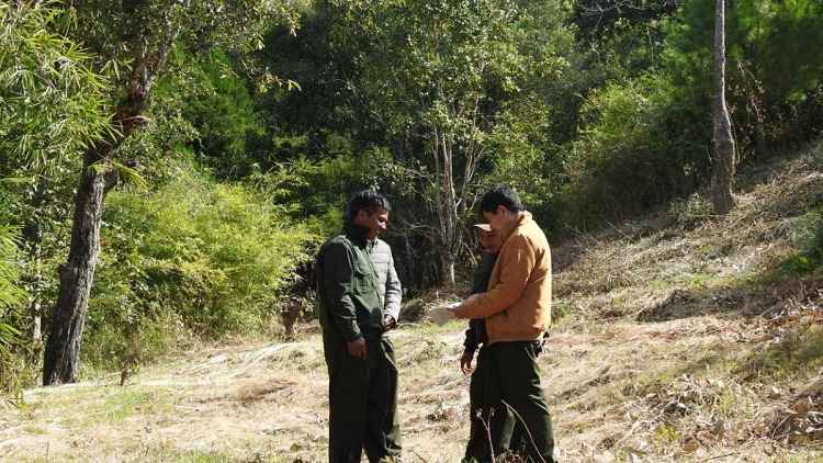 Truh bơyan phang khôt Kon Tum kơtưn ngă hrom pơhlôm apui ƀong glai