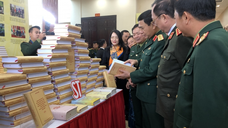 Ding jum khul ling tơhan pơphun bơkơtuai bôh thâo phrâo hơdrôm hră mơng Khua git gai Ping gah dêh čar kơ pơgang pơgăn hưp ƀong kông ngăn, tơlơi ngă soh 