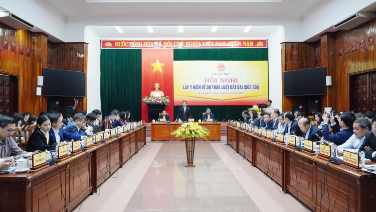 Groi Thủ tướng Trần Hồng Hà leo rơh rƀŭn nchră sŏk nău tâm rgop mpeh nău nchrăp Luật neh ntu (rgâl mhe)