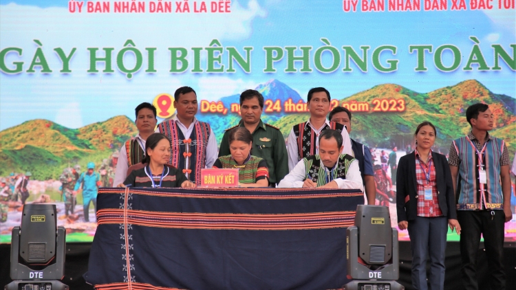 T’ngay bhiệc bhan Biên phòng pa zêng đhanuôr đhị chr’hoong k’noong k’tiếc Nam Giang, tỉnh Quảng Nam