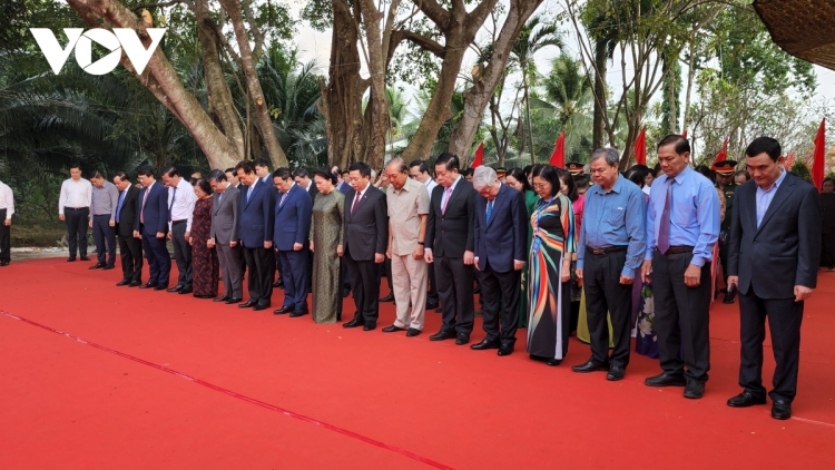 Thủ tướng Cíñ phủ ồng Phạm Minh Chính mờ Kwang đơng lam bồ Đảng, Dà lơgar chu ñàng kah kơlôi ồng Huỳnh Tấn Phát 
