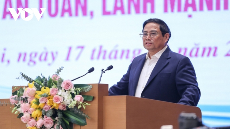 Thủ tướng Phạm Minh Chính k’đhơợng Hội nghị bhlêh lơi lâng t’bhlầng pa dưr thị trường bất động sản