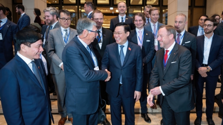 Củ tịc Quôk hội ồng Vương Đình Huệ wă Mpồl cau ala mat mpồl lơh sa kă bro bơh Mpồl duh broă kă bro EU- AESAN dê