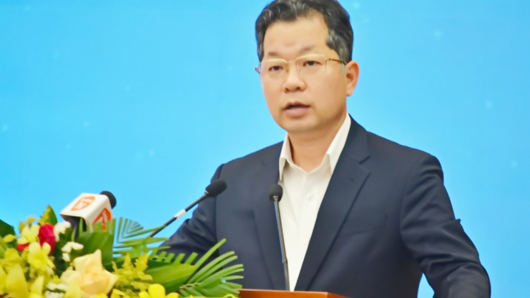 250 đại biểu dự Hội thảo khoa học thảo luận, lấy ý kiến Dự thảo Luật Đất đai (sửa đổi)