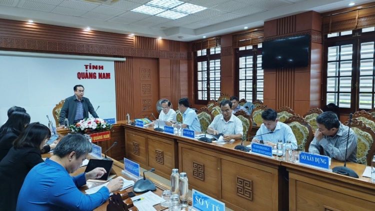 Quảng Nam k’rong bhrợ pa đơơh bh’rợ xay bhrợ apêê bh’rợ xa nay cr’noọ cr’niêng K’tiêc k’ruung