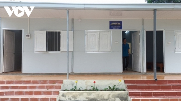 Quảng Trị: Căh đơơh bhrợ têng đong ăt za zum ha giáo viên da diing ca coong