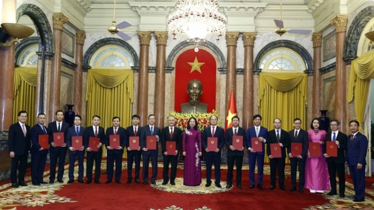 Kơdră chĕp pơgơ̆r pơgia teh đak pơjao tơdrong tơchơ̆t pôk tơmơ̆t Kơdră tang măt Việt Nam tơ̆ teh đak đe