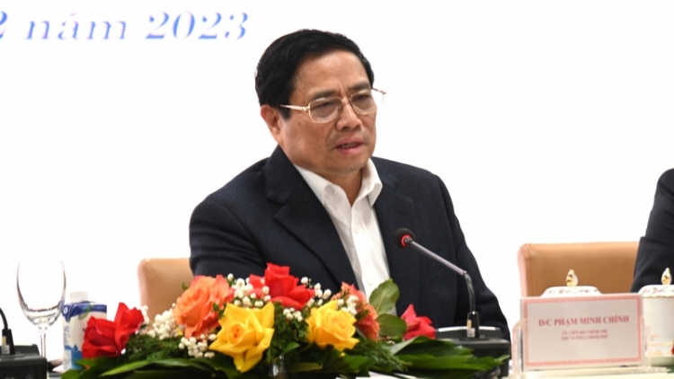 Thủ tướng pâh hội nghị bhrợ pa dưr bh’rợ tr’nêng, đươi dua coh cr’loọng k’tiêc lâng bhrợ t’bhưah thị trường ooy k’tiêc k’ruung n’lơơng c’moo 2023