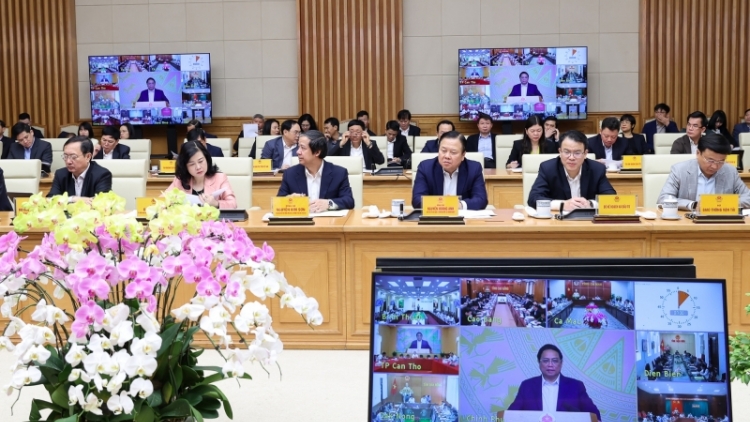 Thủ tướng Phạm Minh Chính k’đhơợng bhrợ Hội nghị đắh pay đoọng zên k’rong bhrợ công lâng Xa nay bh’rợ pa dưr pa xớc tr’mông tr’meh pr’ăt tr’nơt