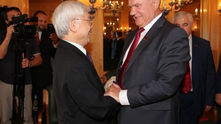 Hră Hơ-ơč hmưi mơng Khua git gai Ping gah Nguyễn Phú Trọng ƀrô hrơi ngă lơphet 30 thun akŏ pơdong Ping gah Cộng sản Dêh čar Nga