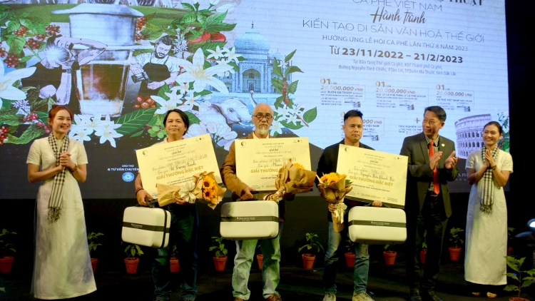 Hneăng tơ’noăng um ngê̆ thuât Kơphế Việt Nam – Troăng tơmiât pro kế tơmeăm kơnía git mơhno túa lĕm tro lâp plâi tơnêi