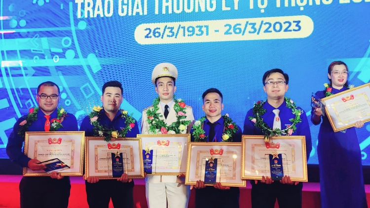 100 cán bộ đoàn bhriêl ta bách bơơn độp ch’ner Lý Tự Trọng c’moo 2023