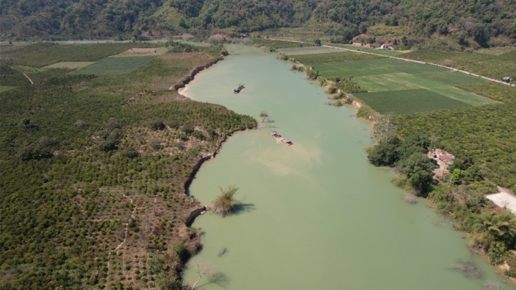 Đak krong Krông Nô hơlih hli hiơ̆r: Apŭng pơkăl pơdơh lê̆ tơdrong jang kôch chuơh tơ̆ dôm anih hơlih