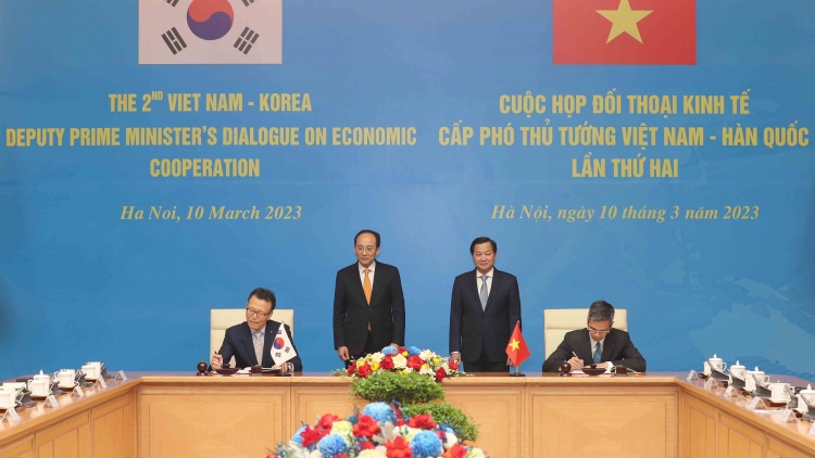 Pơma đam mŭk drăm Việt Nam - Hàn Quốc: jang hadoi atŭm hơtŏk tơ-iung