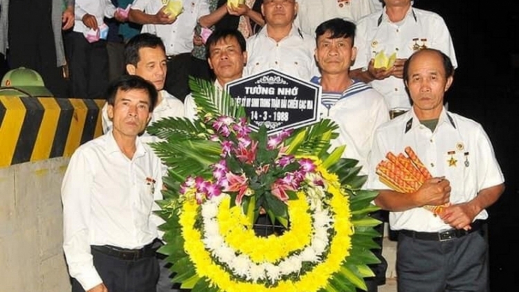 35 c’moo tu bhiệc Gạc Ma: Tơợ k’tiếc lêy chô ooy Gạc Ma, bhuốih pa chô r’vai apêê liệt sĩ