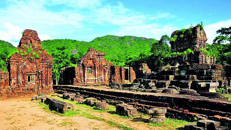 LANGYAH DOM BAOH PANUAC TUI SAP VN LAC :"BIÊN PHÒNG", "BỘ ĐỘI", "QUÂN ĐỘI", "LỰC LƯỢNG VŨ TRANG" DALAM SAP CAM