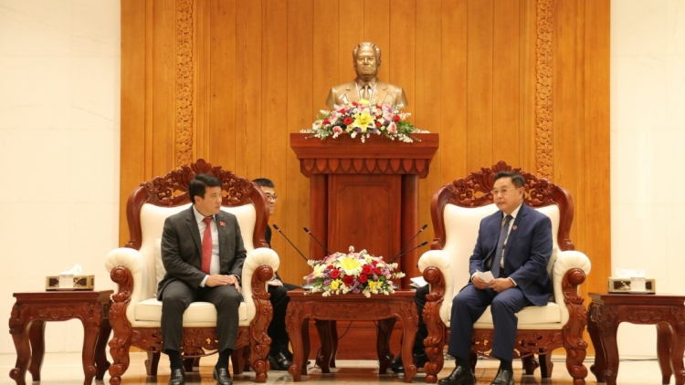 ពត៌មាន ម៉ោង ១៥