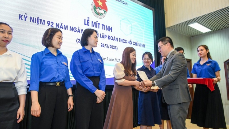 PAHADAR 92 THUN HAREI PADANG KAPUL DAM DARA CỘNG SẢN HỒ CHÍ MINH 