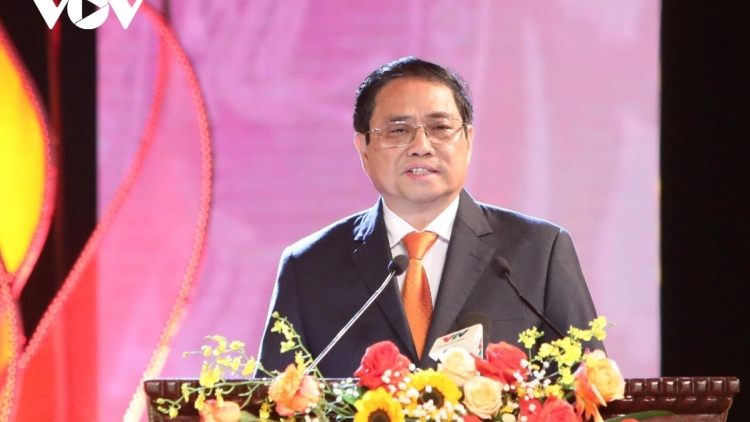 Broă lơh đơs crih tam ya dờng màng gờm chờ tơngkah kir sơnrai 80 nam ngai tơlik măt Broă rơndăp lơh niam chài Việt Nam 