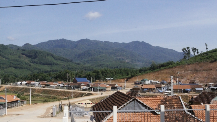 Bình Định: Xay bhrợ bơr pêê chính sách cơnh lâng đhanuôr acoon coh đhị vel đong tỉnh c’moo 2023