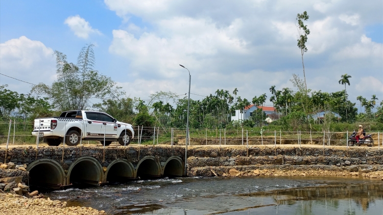 Đông Giang: Bhrợ pa dưr bh’rợ k’rong lêy bhrợ poong Sông Vầu