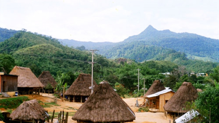 Nam Giang: Hội nghị thẩm định khoa học Lịch sử pa chô cách mạng lâng bhrợ pa dưr chr’val La Dê (1945-2020)