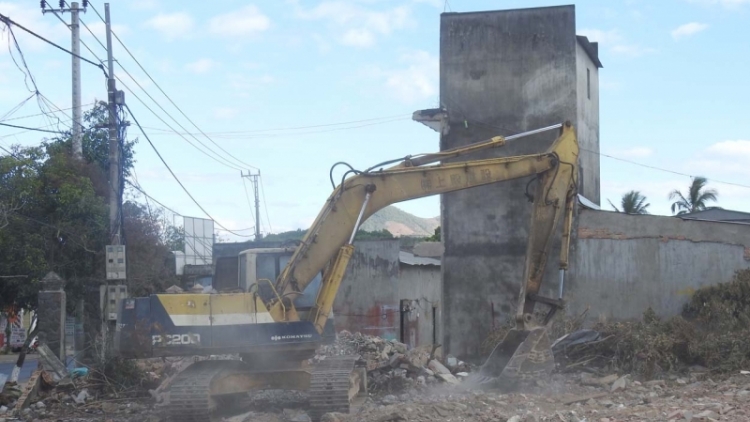 Kon Tum  mơdêk xo liăn ‘no mơjiâng tơmeăm khoăng tơnêi têa