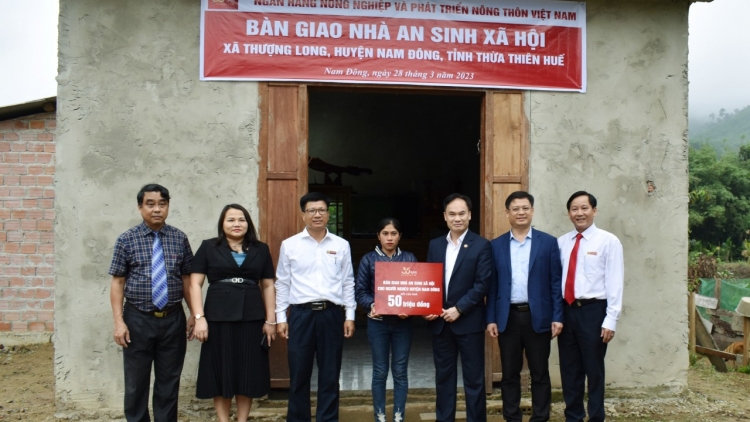 Nam Đông: Pa đơp 100 đhr’nong đong zooi đoọng ha pr’loọng đha rưt