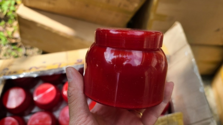 Cọop zư lâh 6.000 pr’đươi, mỹ phẩm căh ghit tu tơơm