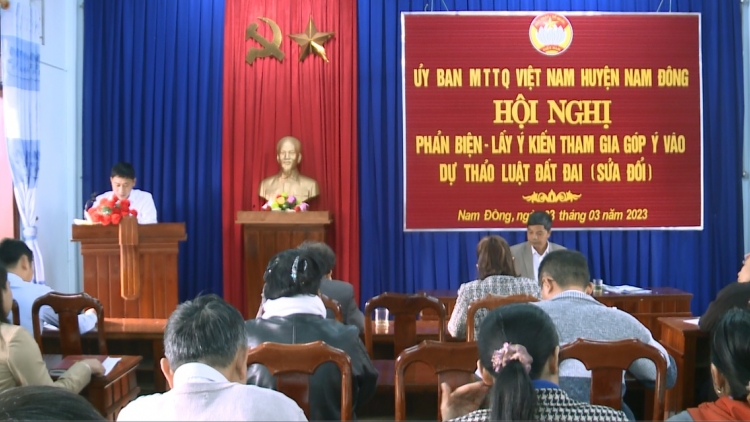 Nam Đông: Mặt trận chr’val, thị trấn bhrợ têng xang bh’rợ bhrợ Hội nghị pay boop p’rá chroi đoọng ooy Dự thảo Luật K’tiêc k’bunh (bhr’lâ)