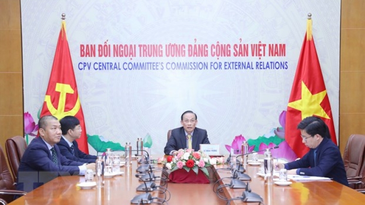 Khua êpul bruă hŏng tač êngao gưl dlông blŭ hrăm đĭng blŭ hŏng Khua Êpul bruă hŏng tač êngao gưl dlông Đảng cộng sản Cuba