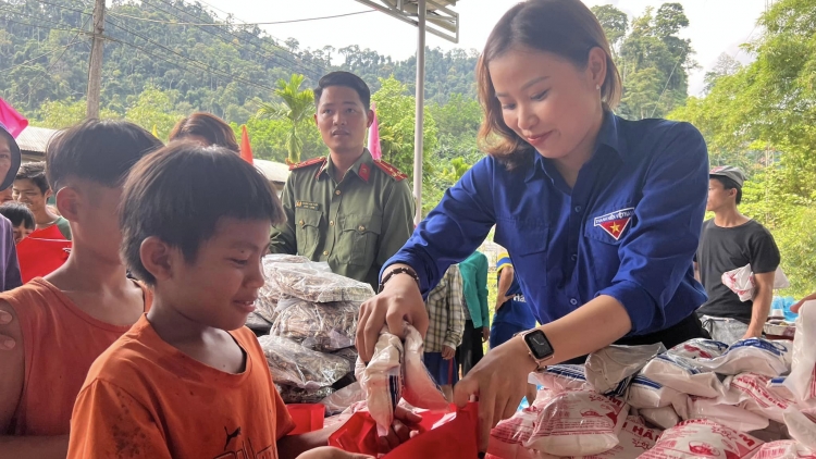 G’luh chợ k’gooh đồng coh zr’lụ da ding k’coong Nam Trà My