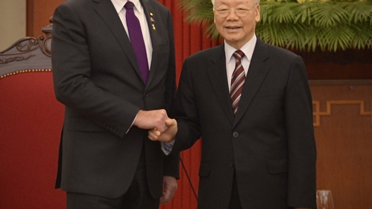 Tổng Ƀí thư ồng Nguyễn Phú Trọng wă rò Kwang ala măt lơgar Australia ồng David Hurley lòt còp lơgar Việt Nam kâp Dà lơgar 