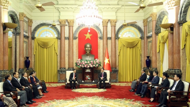 Kơdră teh đak sơng Khŭl tang măt Trung ương Mặt trận Lào pơjing teh đak