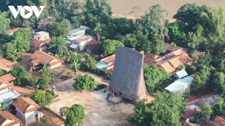 Pơlei ‘nao (Buôn làng đẹp tươi)