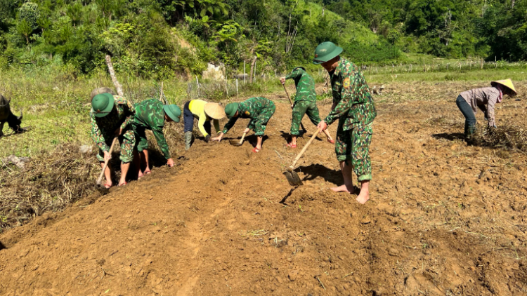 Cồng nha bơh broă jàu Đảng viên drơng kơnòl hìu bơnhă kal ke tàm tiah nhàr lơgar 