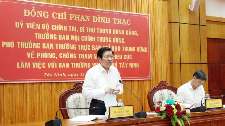 Pôa Phan Đình Trạc pêi cheăng ƀă Khu kăn pơkuâ hnê ngăn Đảng kong pơlê Tây Ninh ‘na hbrâ mơdât kâ kơhveăm liăn ngân