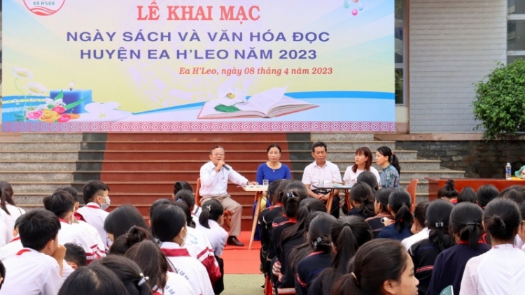 Dăk Lăk: Lơh gơrề uă Ngai sră mờ bơta niam chài sền sră tus kơnòm bơsram tiah ngài