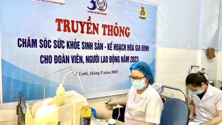 Hội Kế hoạch hóa pr’loong đong tỉnh Thừa Thiên Huế khám  cr’ay dọo bil zên đoọng ha ma nuyh pa bhrợ chr’hoong A Lưới