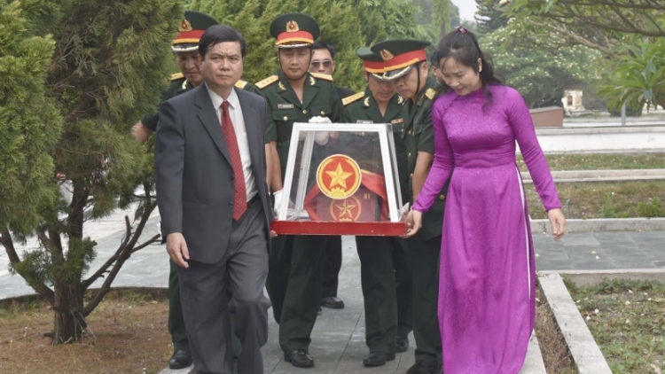 Kon Tum njôr n’hanh tơ̆p 8 nting tahen khĭt